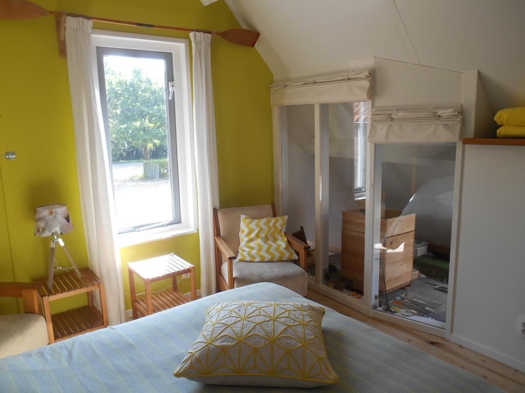 Bij En Boom Bed & Breakfast Drachten Szoba fotó